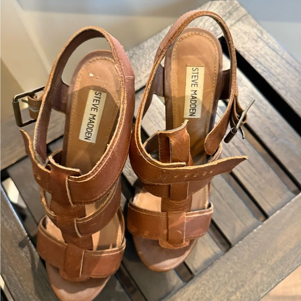 Steve Madden Tan Brown Leather Platform Sandals